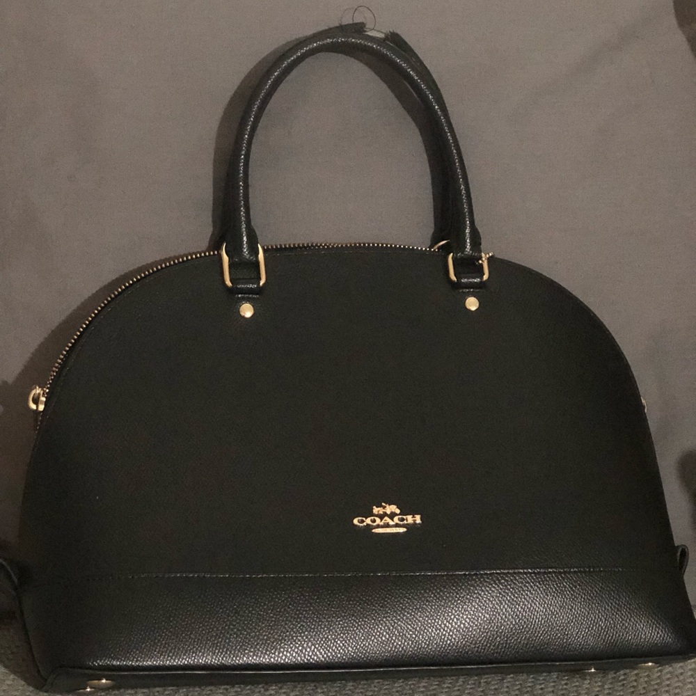 Black Pebble leather Coach purse!